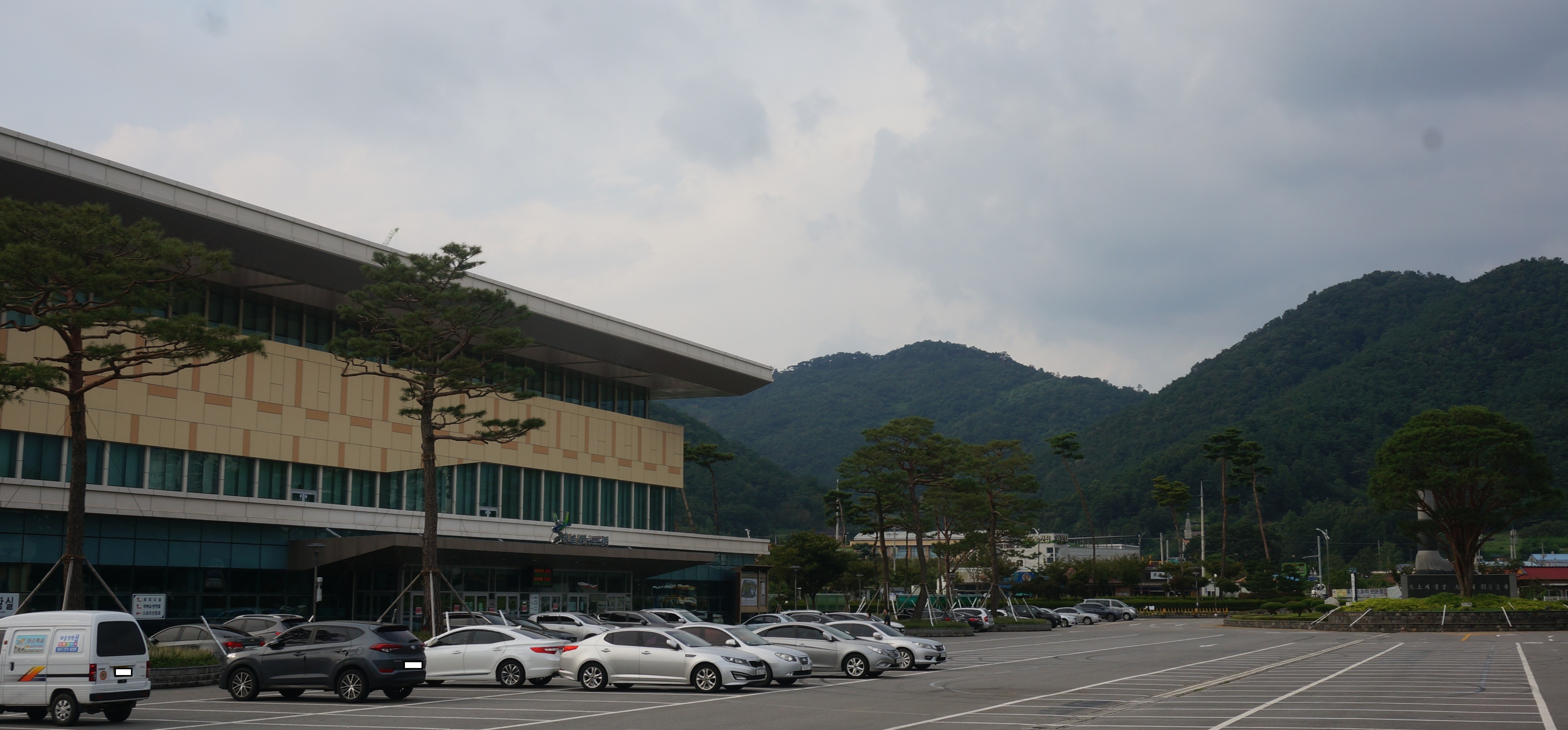 하니움문화스포츠센터 주차장 3