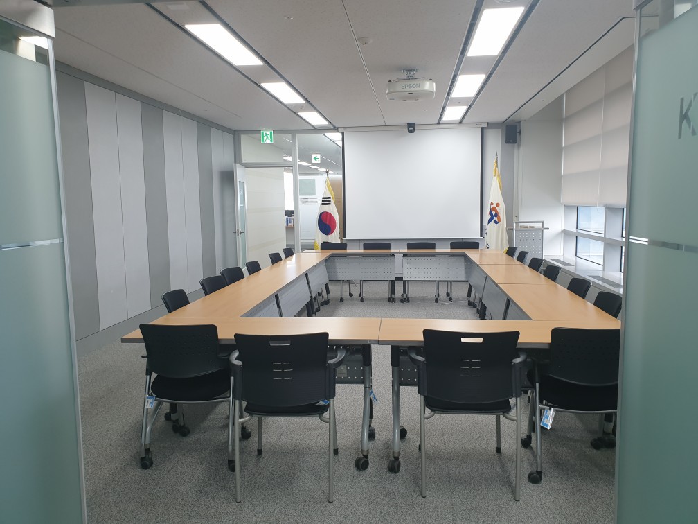 한국장애인고용공단 대전지역본부 회의실 1
