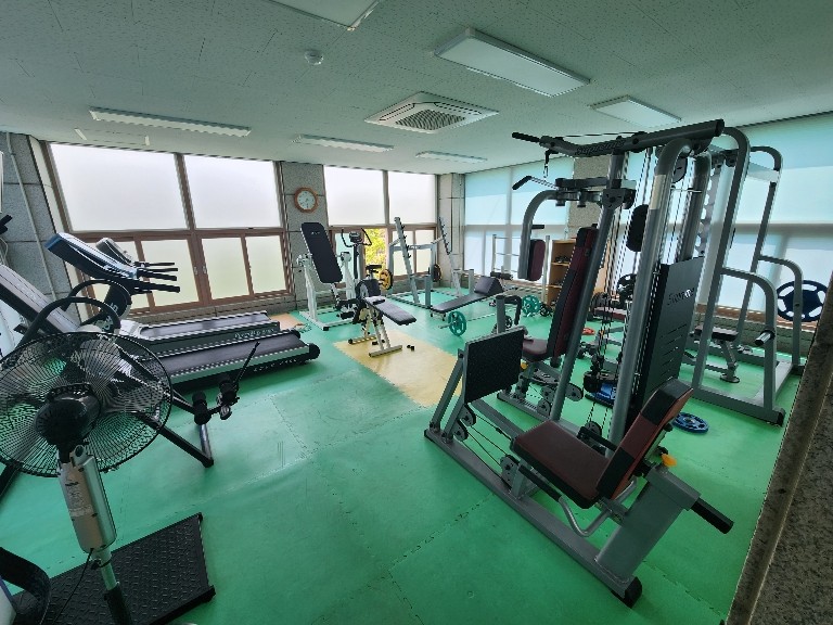 양산지사 헬스장 1