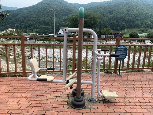 야외운동기구(설천면 삼공리 제방도로) 2