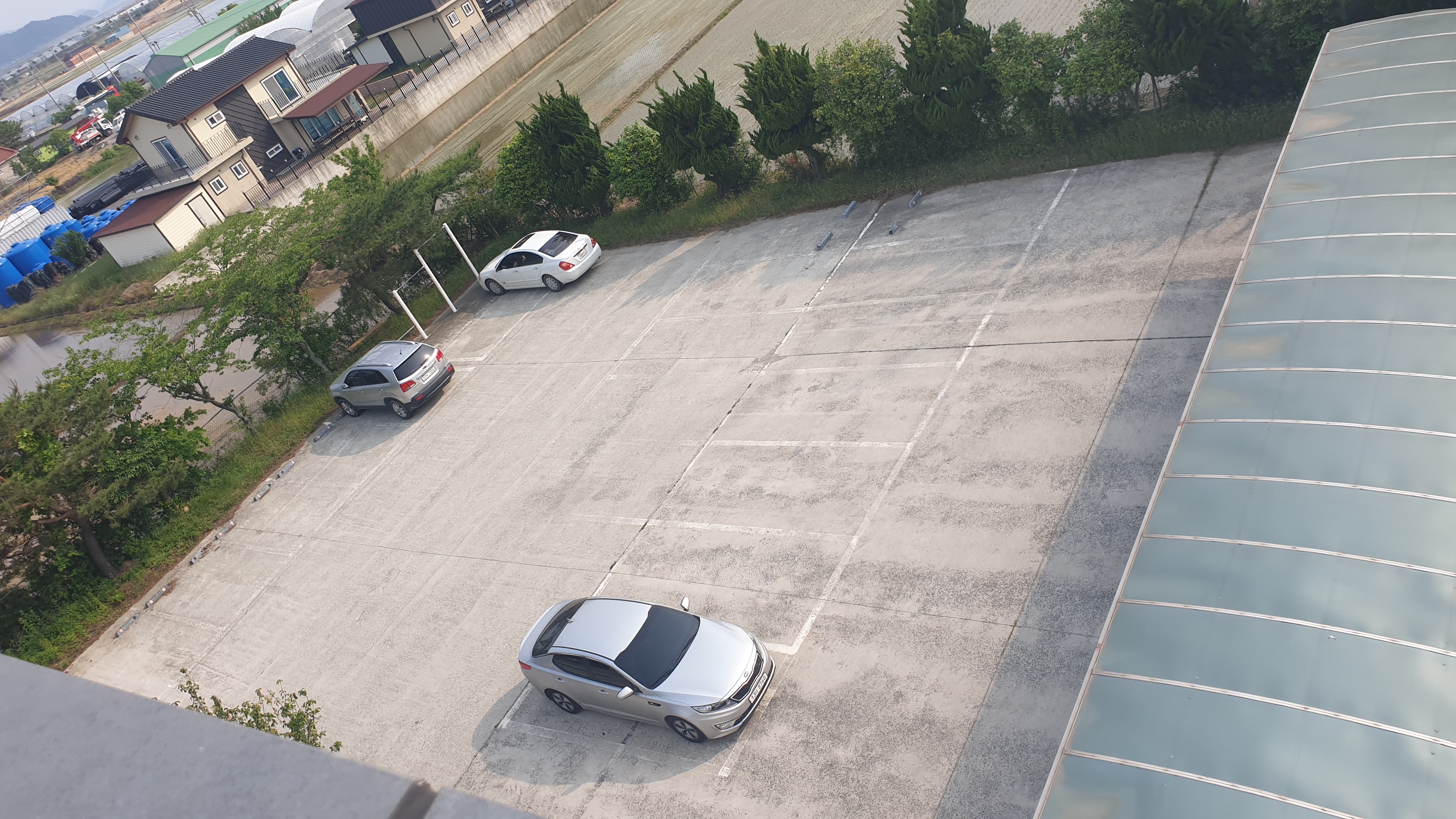 한국농어촌공사 강진지사 본관앞 2