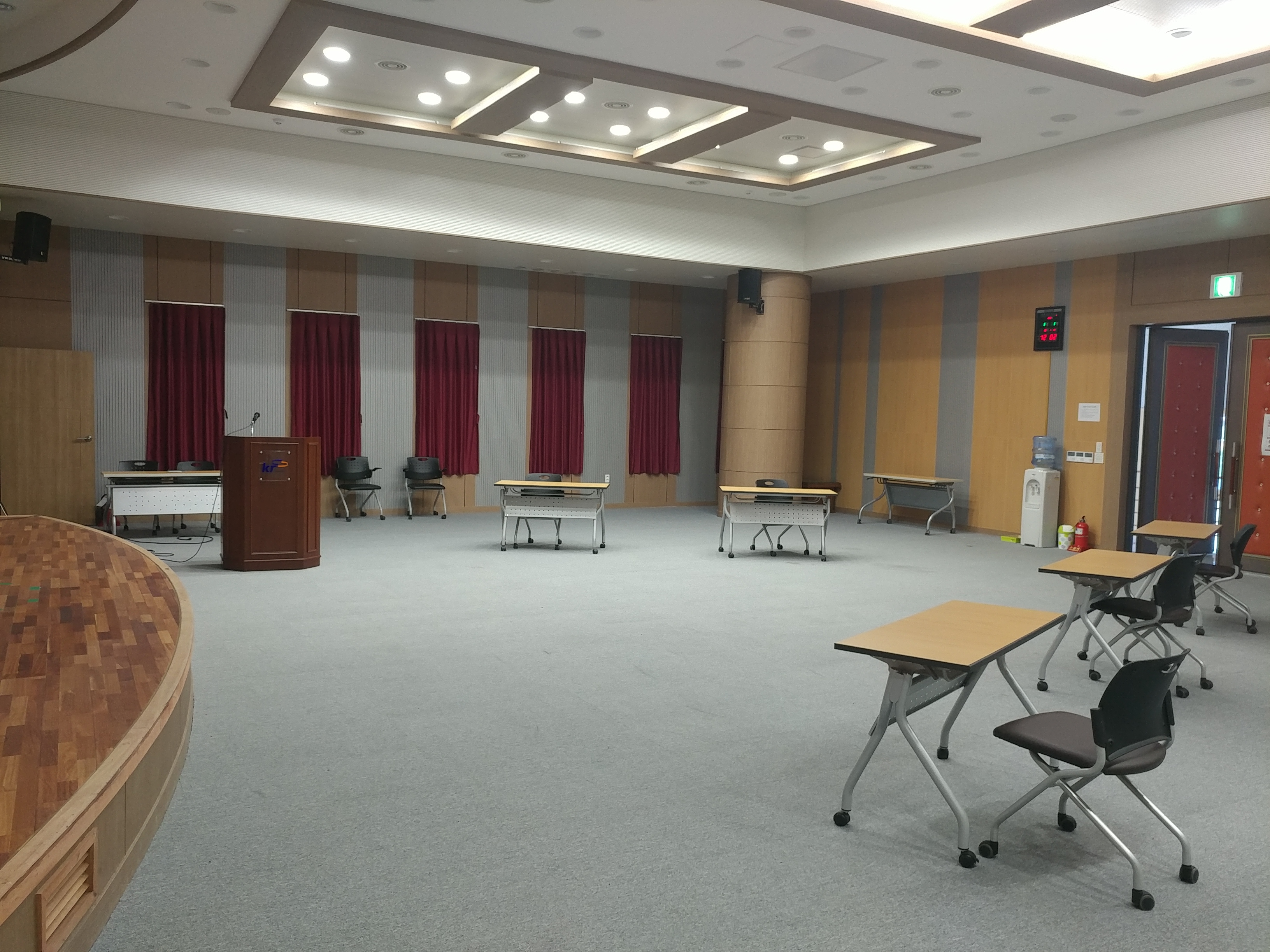 한국농어촌공사 고성통영거제지사 본관 1층 3