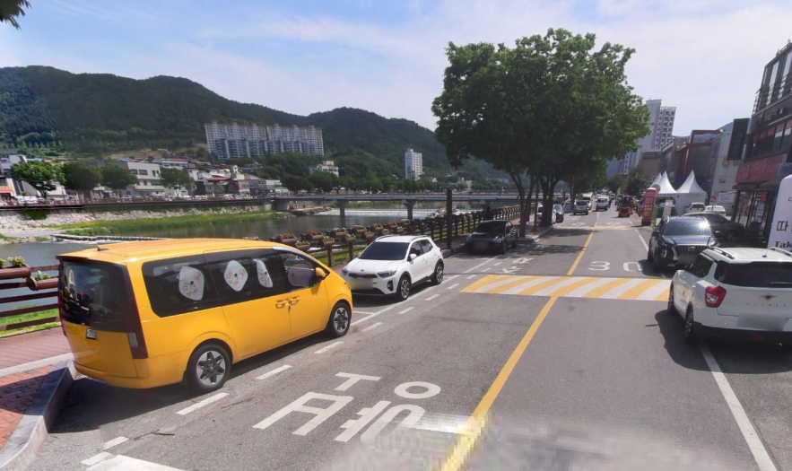 남대천변 우안 주차장 1