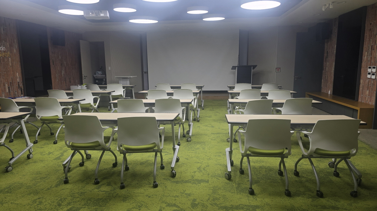 한국폴리텍대학 분당융합기술교육원 세미나실 2