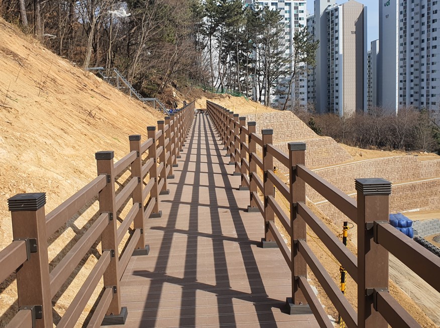 부산보훈병원 산책로 데크로드 5