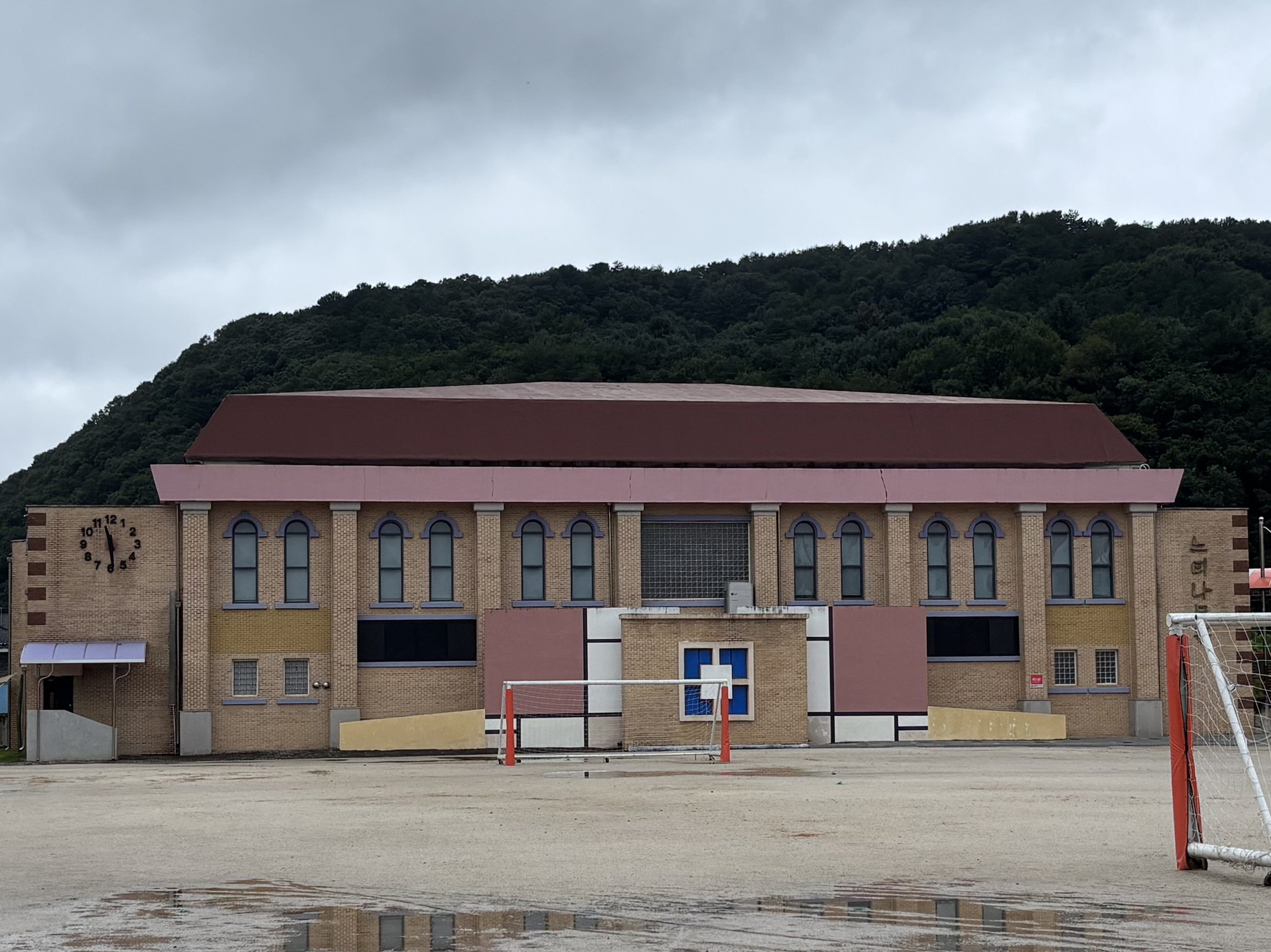 홍천초등학교 체육관(느티나무홀) 1