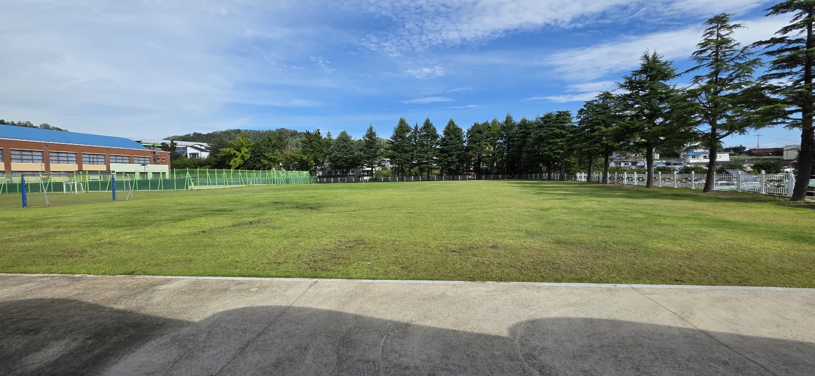 동해중학교 운동장 1