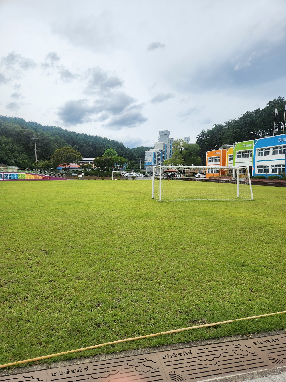 손양초등학교 운동장 1