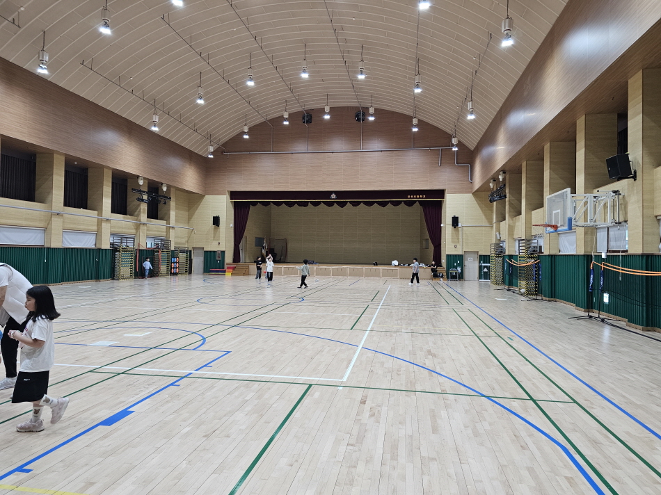 정선초등학교 체육관 2