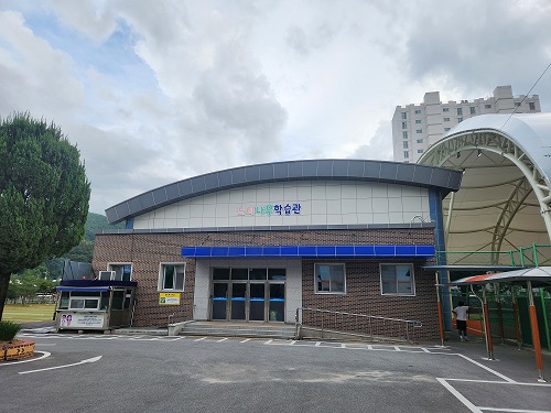 봉래초등학교 체육관 1