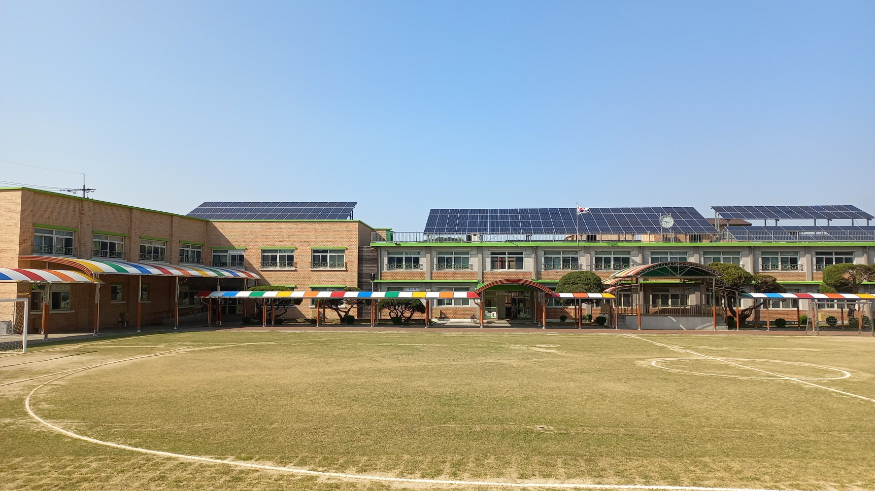 서곡초등학교운동장 1