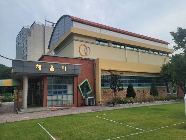 호산초등학교 체육관 1