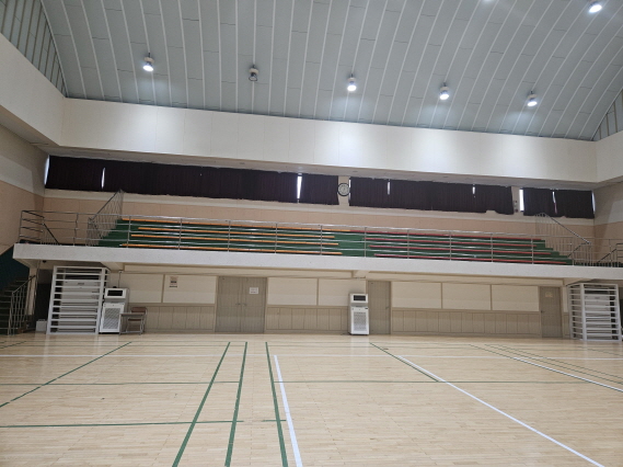 정라초등학교 체육관 2