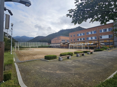 가정중학교 운동장 1