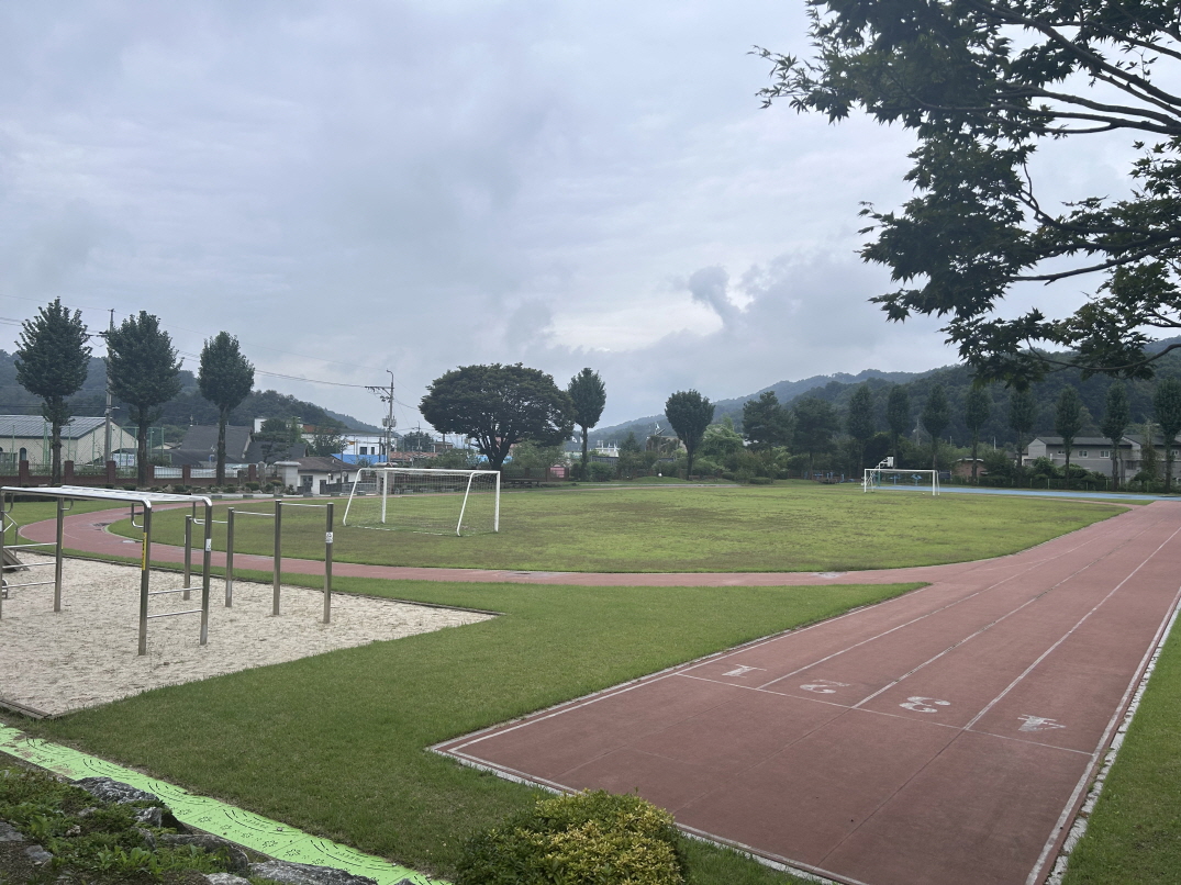 소초초등학교 운동장 1