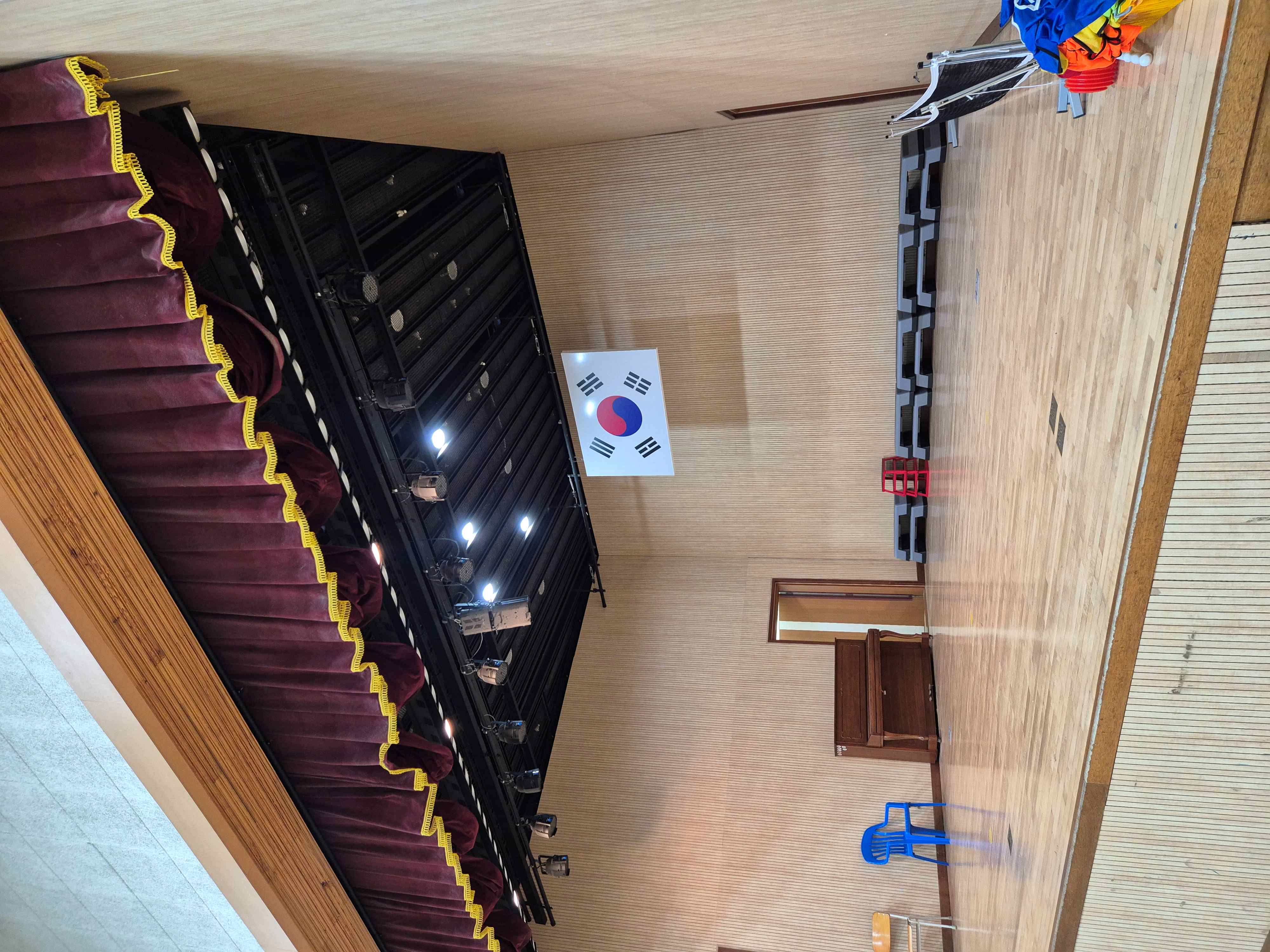 신남초등학교 체육관 2