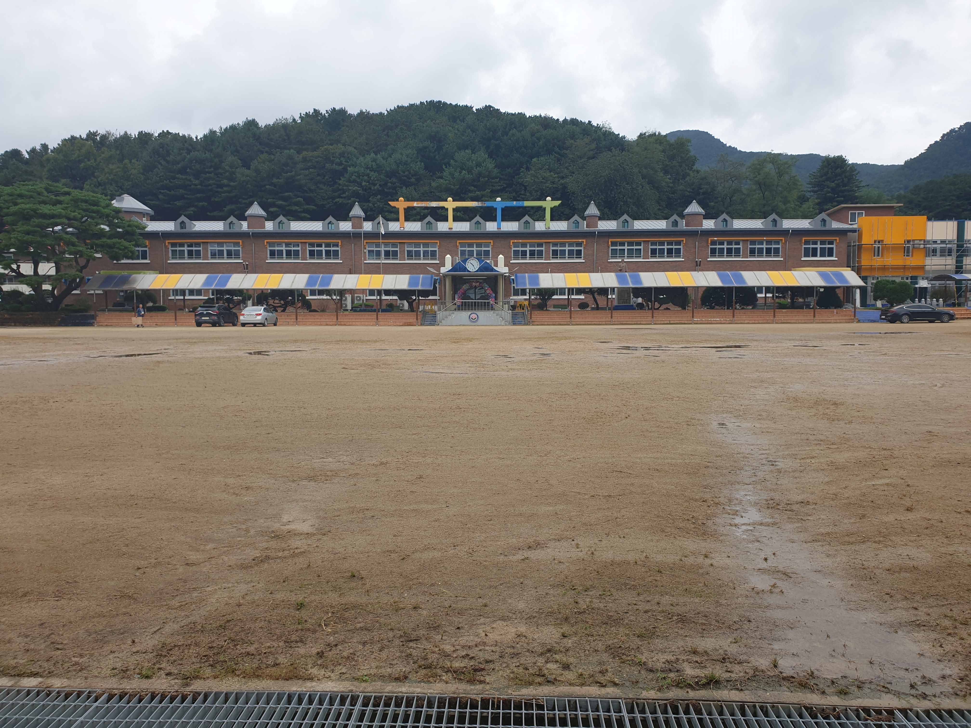 매산초등학교 운동장 1