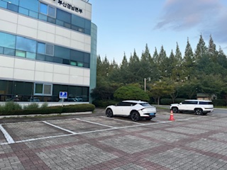 한국도로공사 창원지사 주차장 3