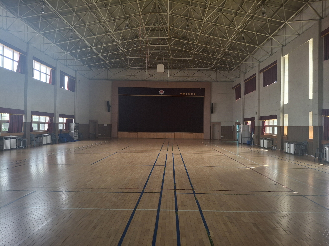 명륜초등학교 체육관 1