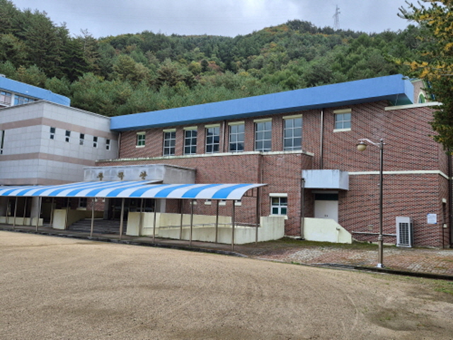 장성여자고등학교 체육관 1