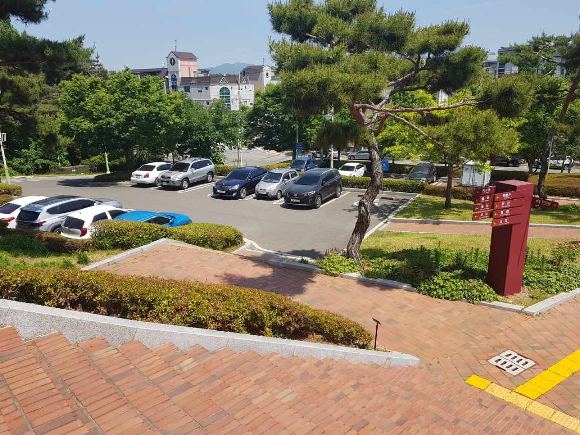 경산시립박물관 정문…
