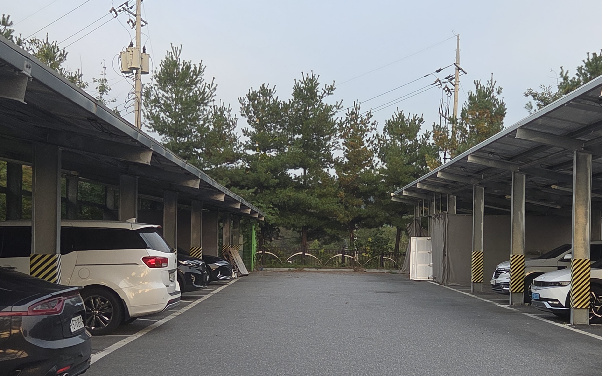 한국도로공사 엄정지사 공영주차장 1