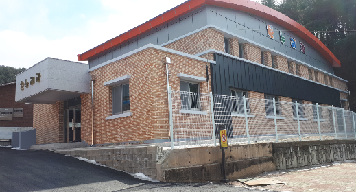 한전초등학교 체육관 1