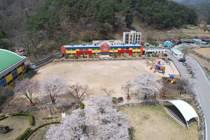 녹전초등학교 운동장 1