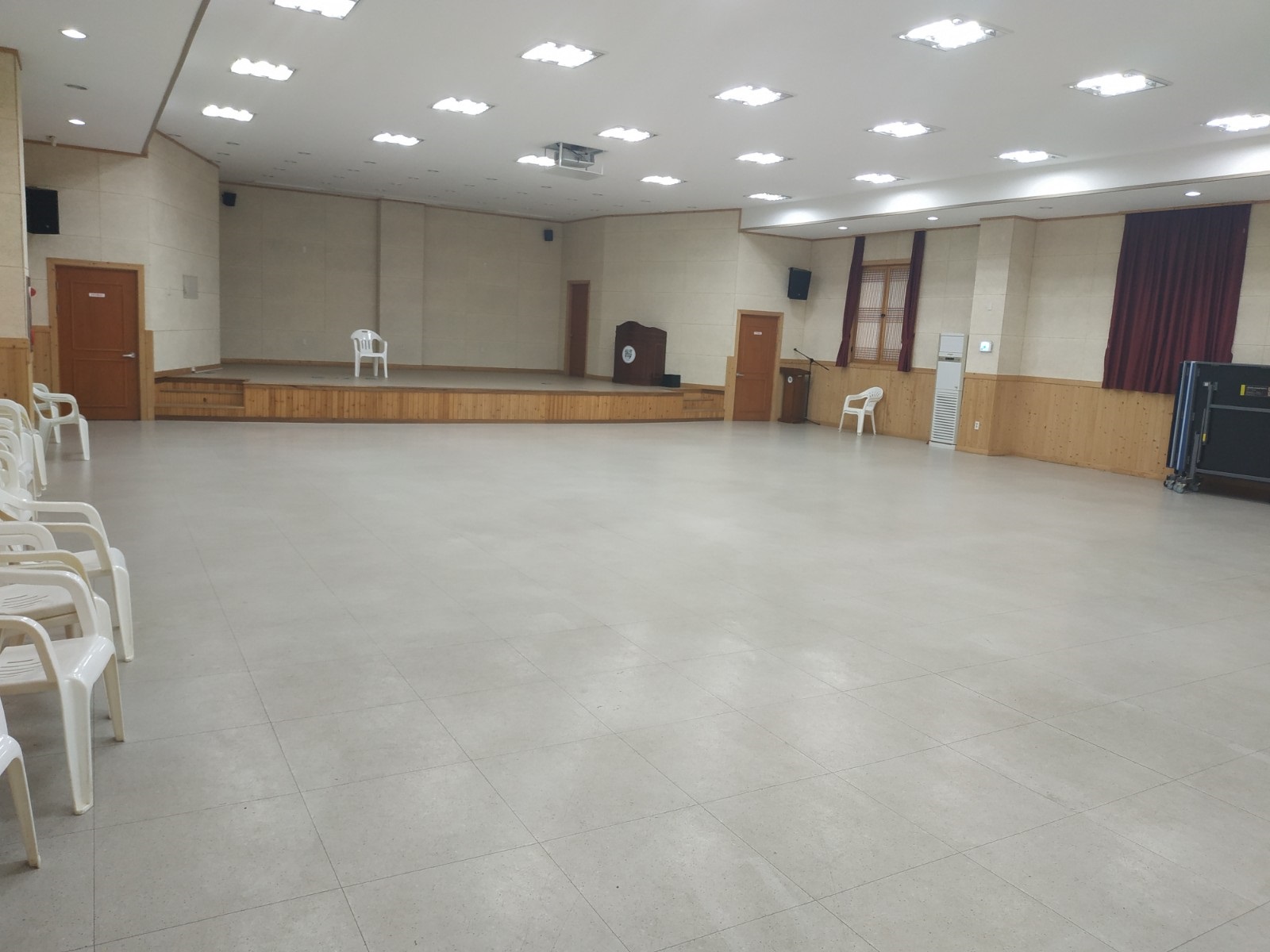 고서문예회관 본관내 강당 1