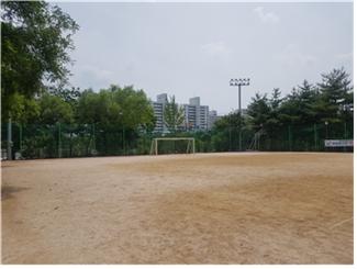 와룡(아래)근린공원 다목적운동장 2
