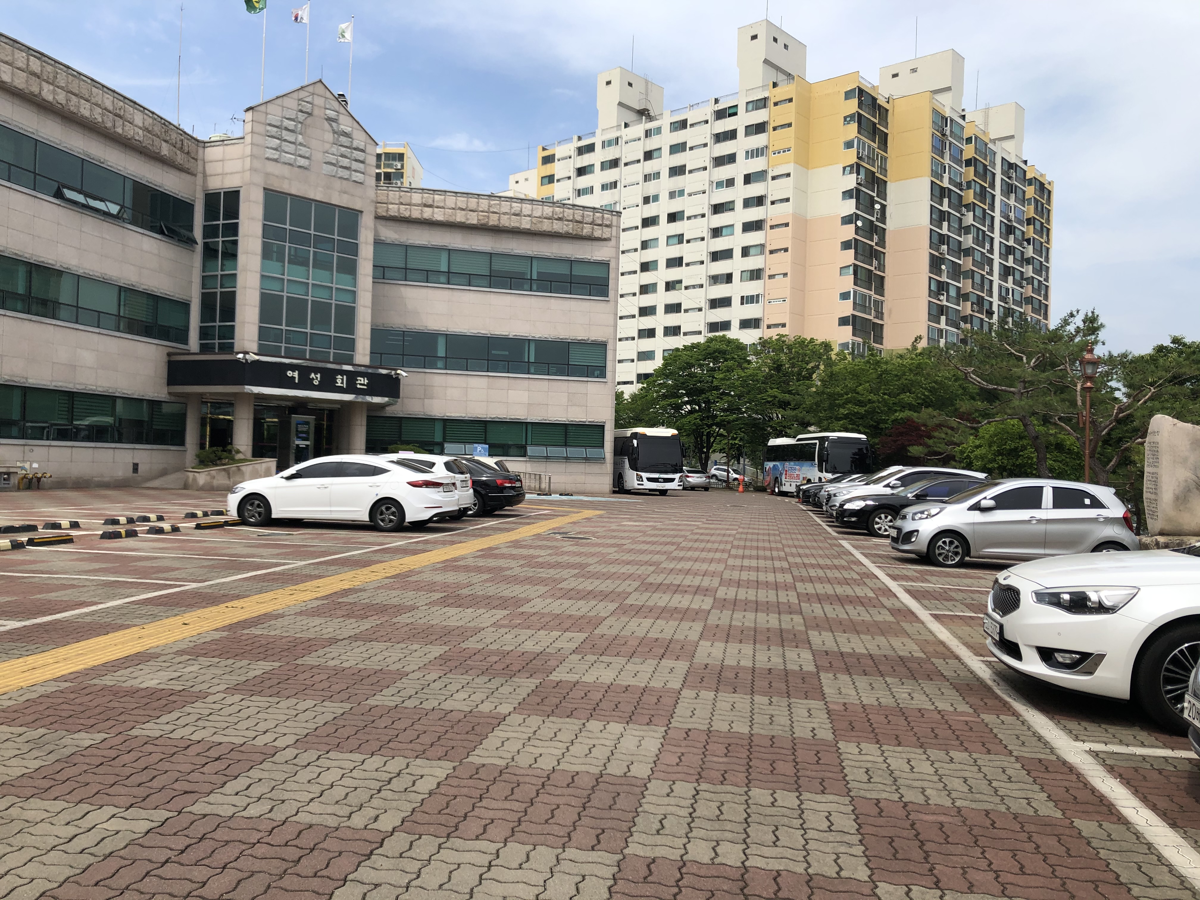 문경시여성회관 본관앞 2