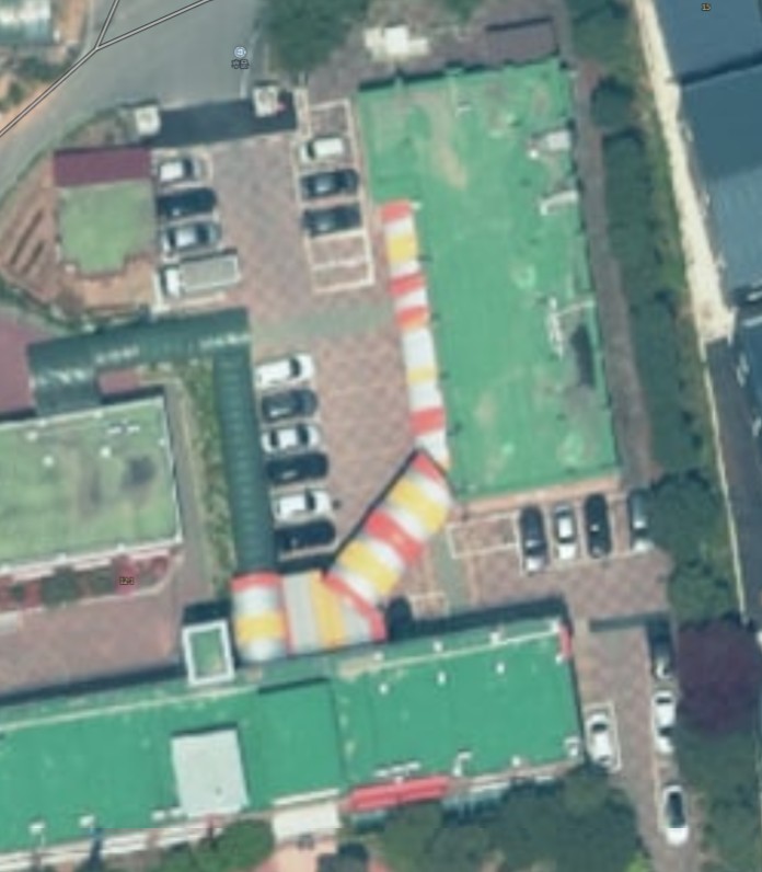청성초등학교 주차장 1