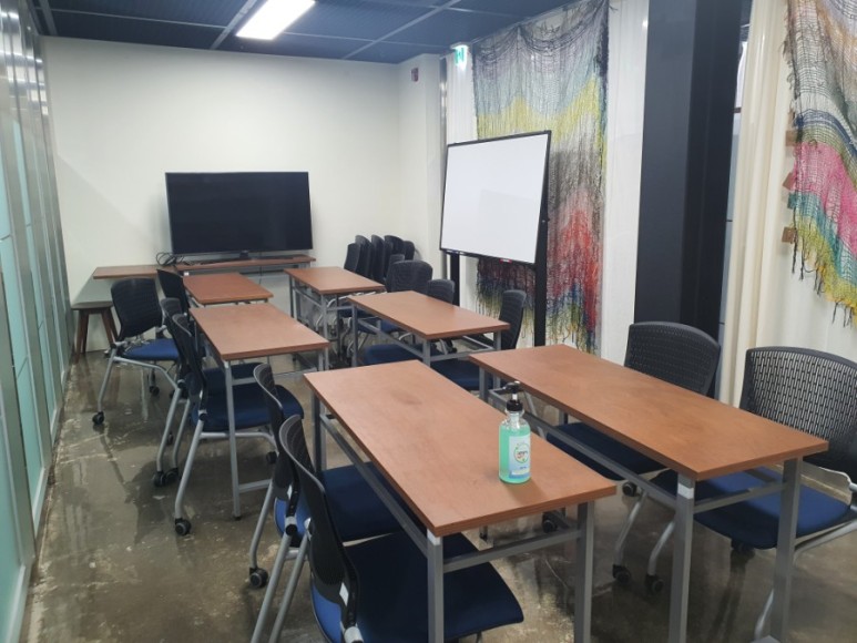 전주지역소통협력센터(옛성평등전주) 세미나실 1
