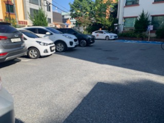 풍향동행정복지센터 본관앞(주차장)