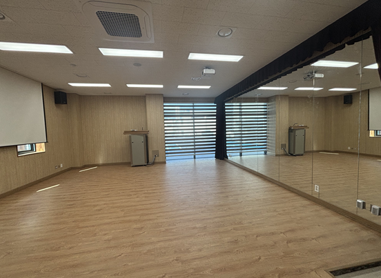 청주산단 복합문화센터 연습실 1