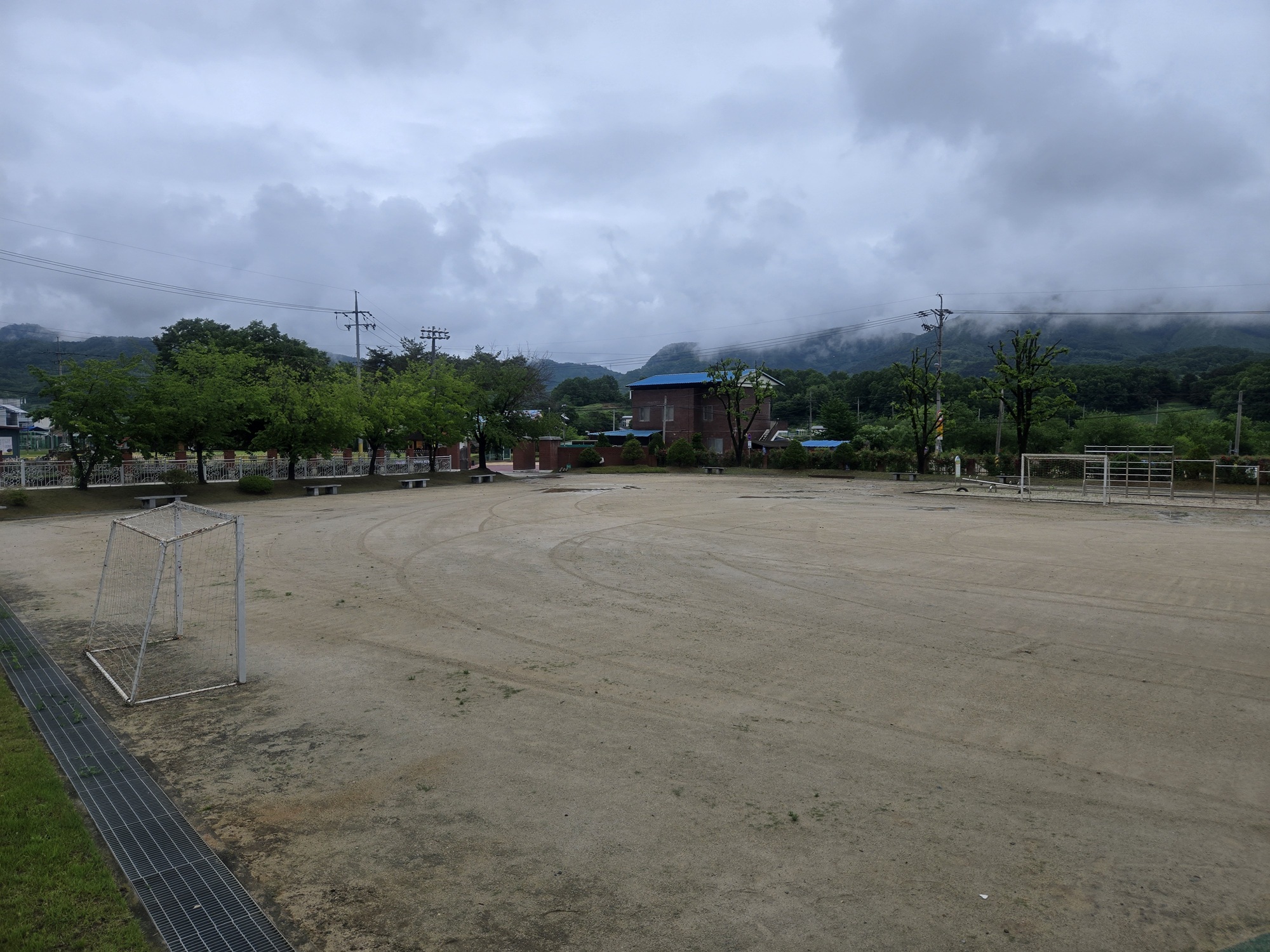 운동장 1