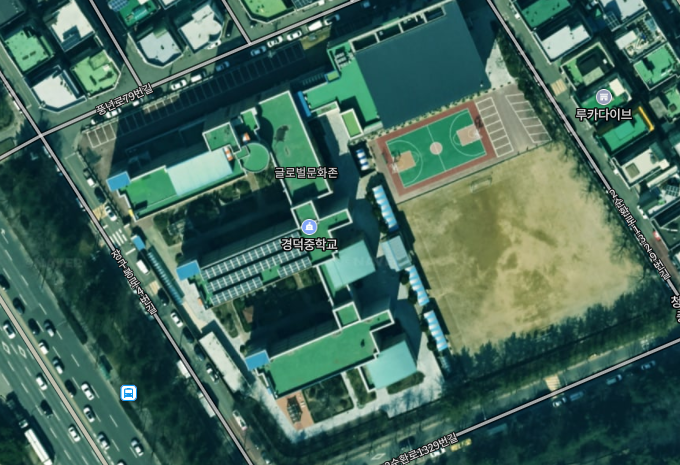 경덕중학교 운동장 1