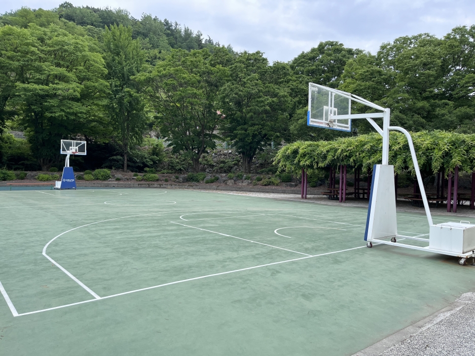 수산중학교 운동장 2