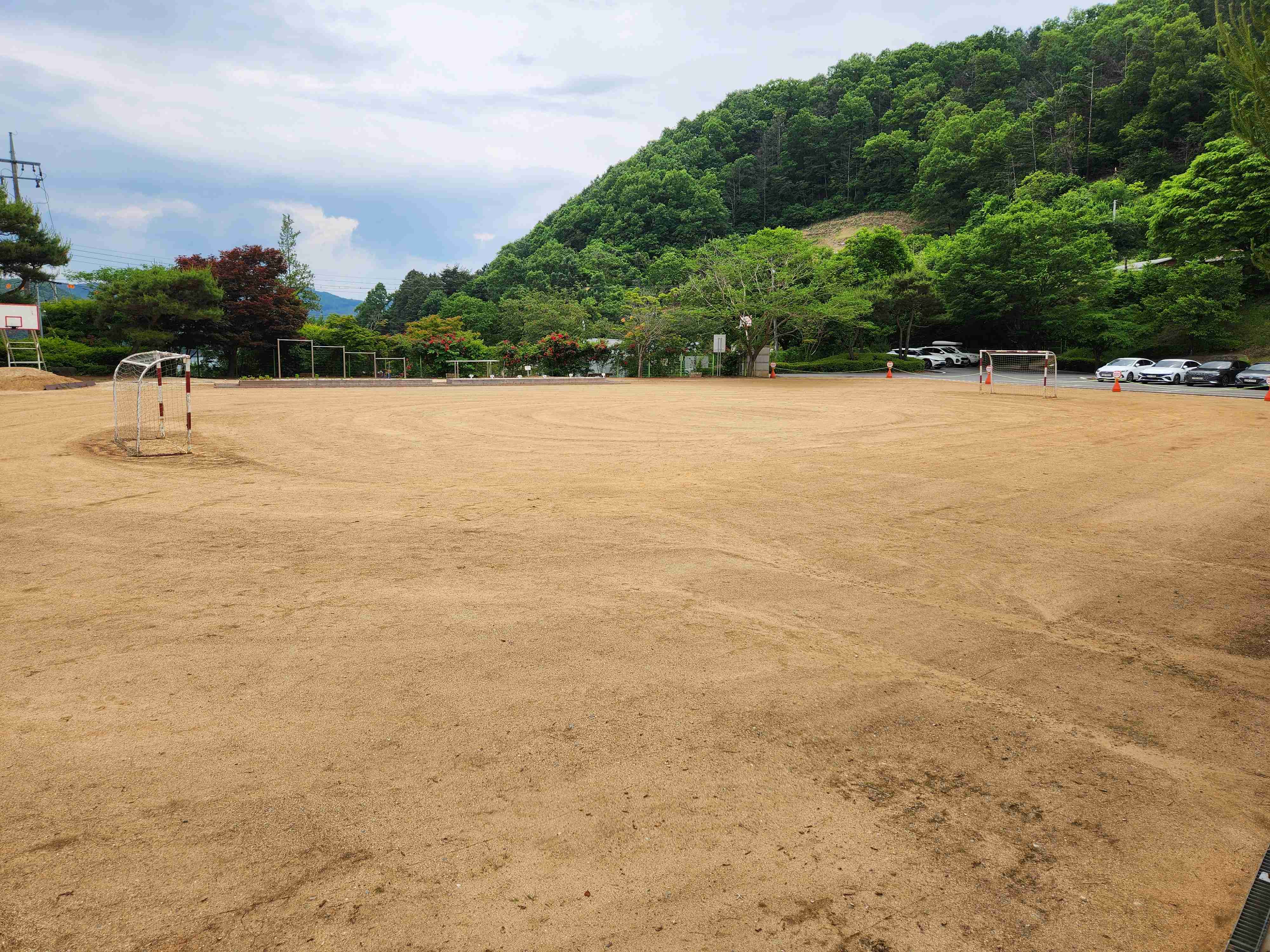 회남초등학교 운동장 1