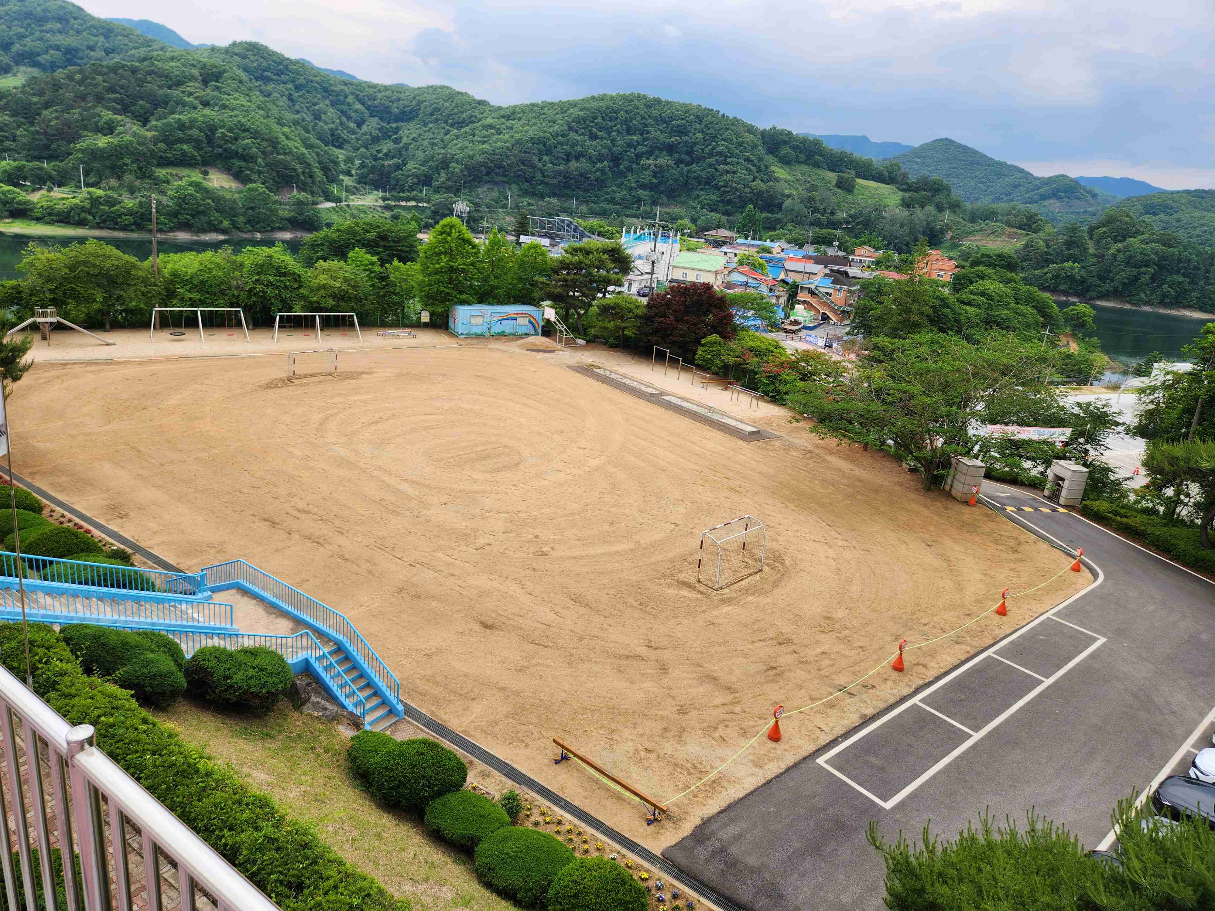회남초등학교 운동장 4