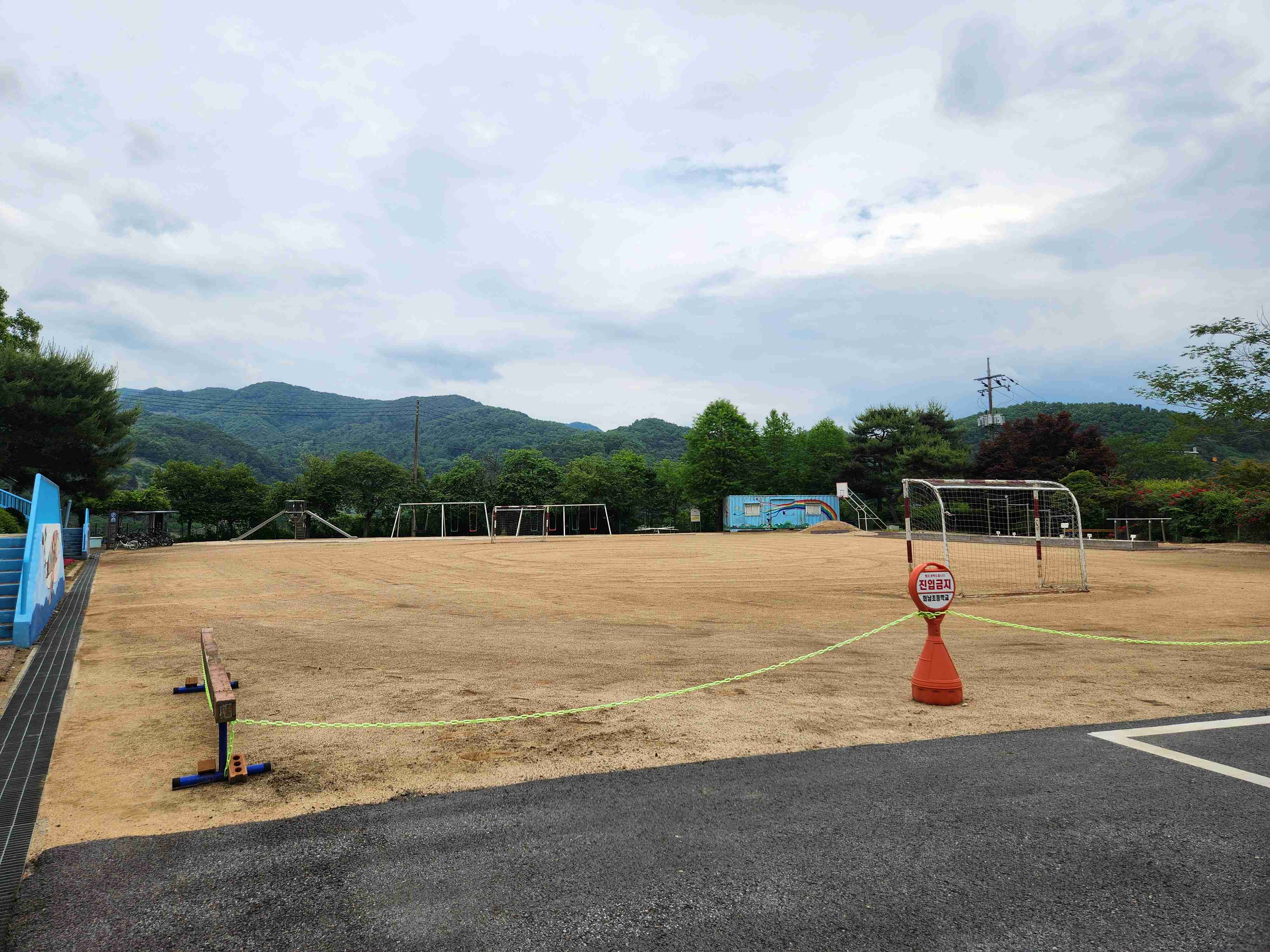 회남초등학교 운동장 5