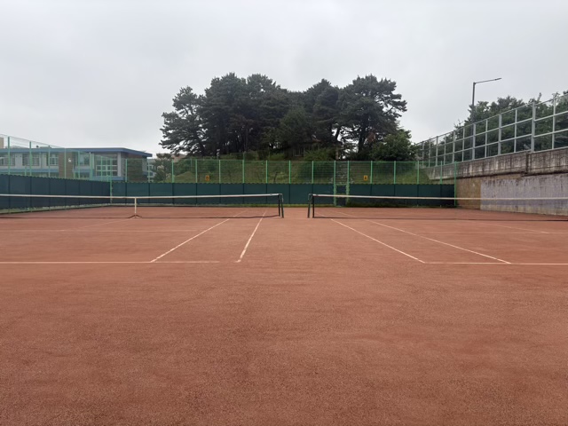 덕산중학교 정구장 1