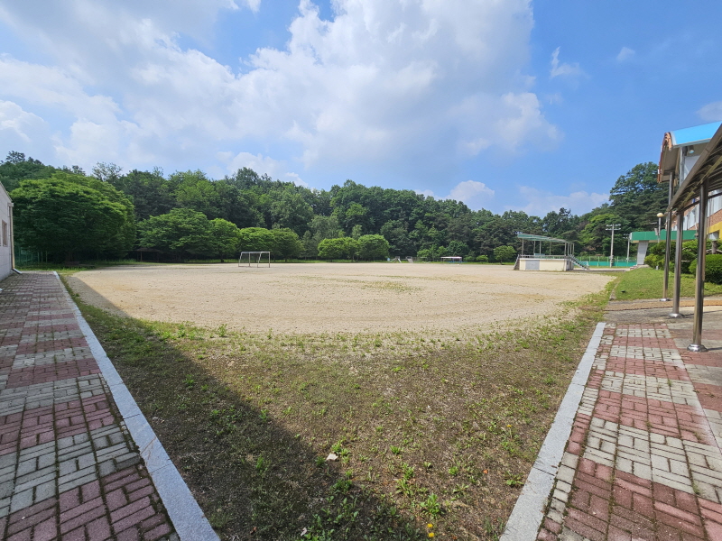 운동장 1