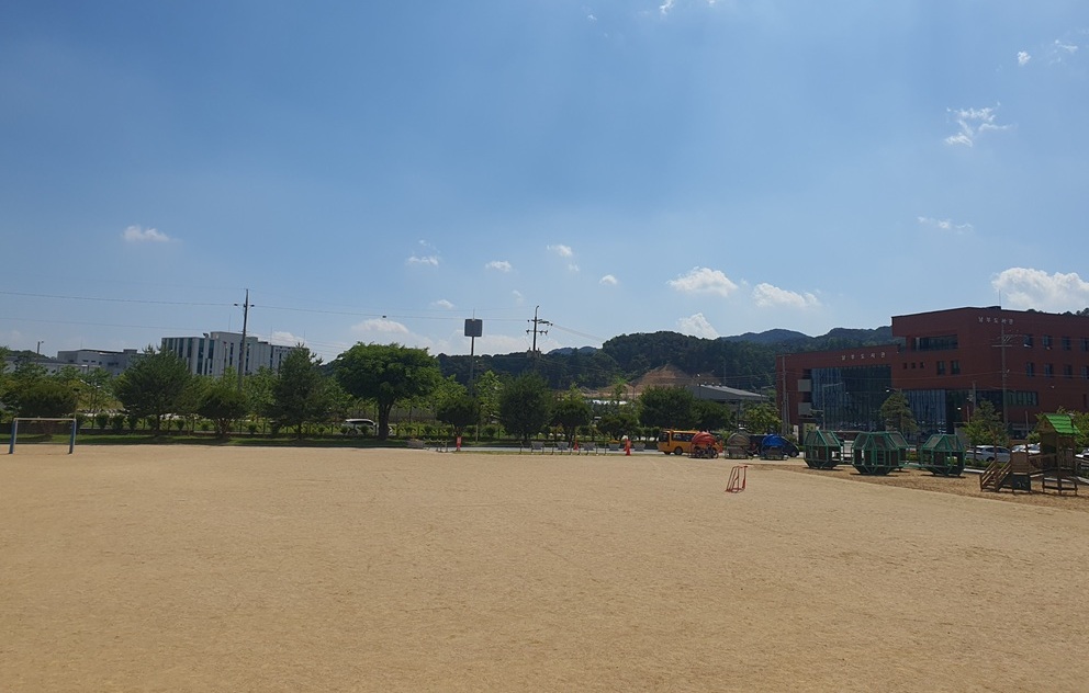 운동장 1