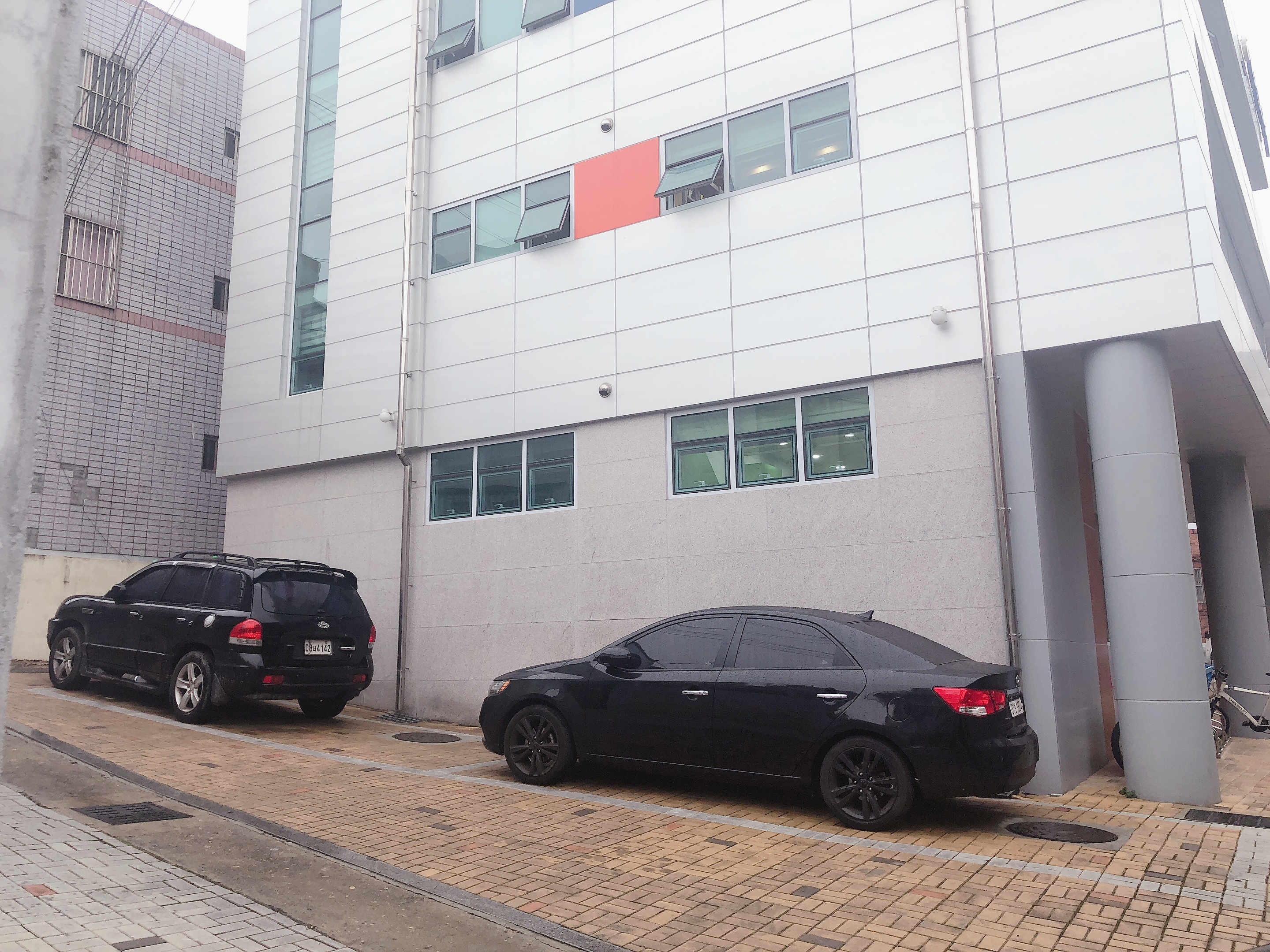비산도서관 본관 마…