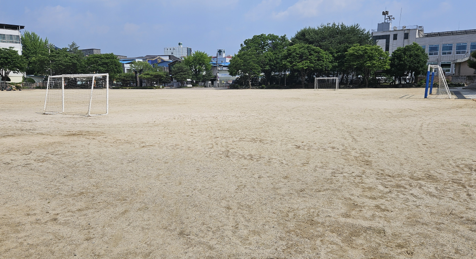 보은삼산초등학교 운동장 1