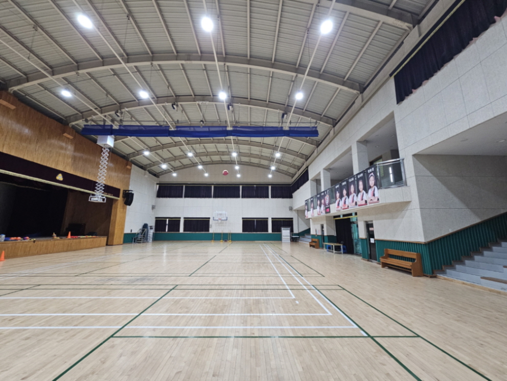 충주성남초등학교 체육관 1