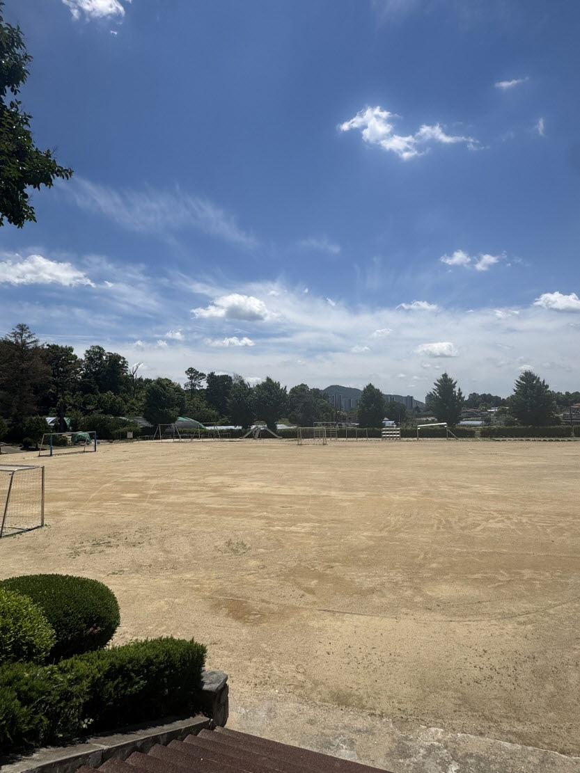 북일초등학교 운동장 2
