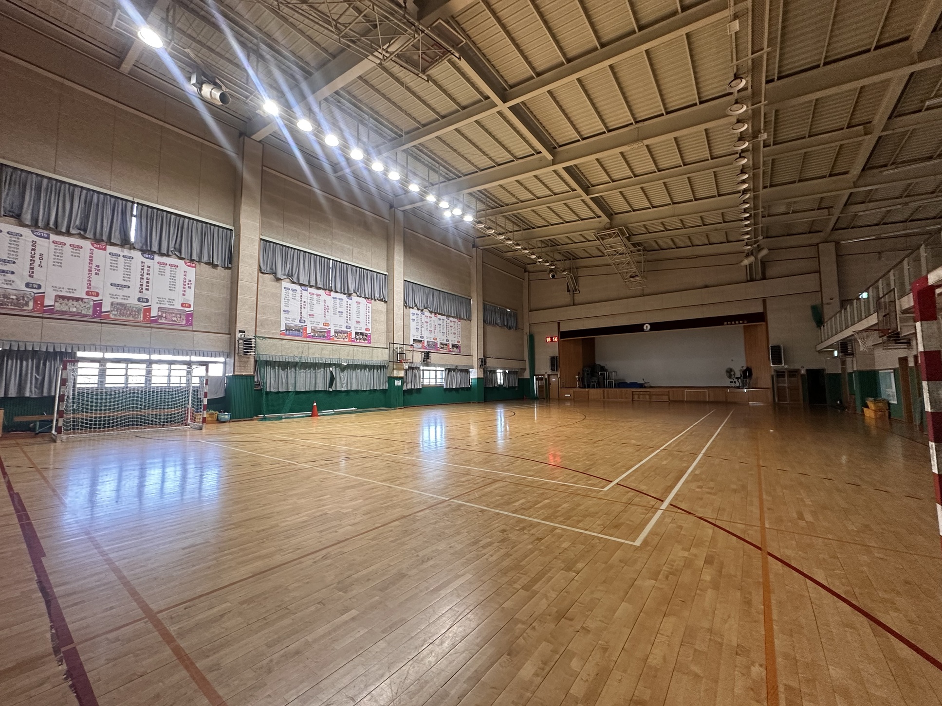 금천초등학교 강당(예지관) 1