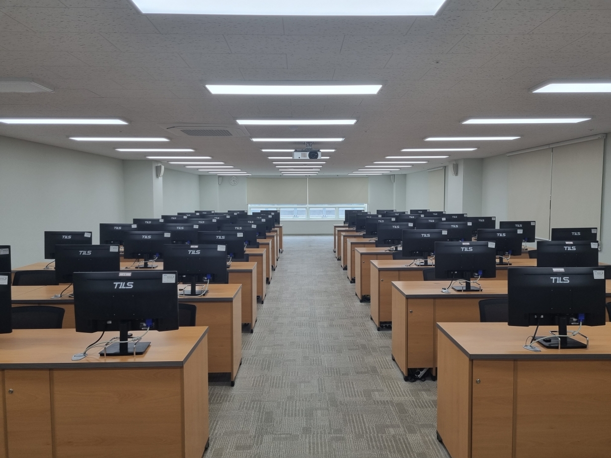 부산경남지역센터 전산교육장 1